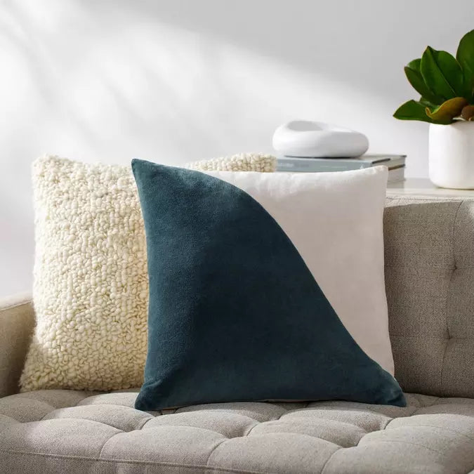 Medio Pillow